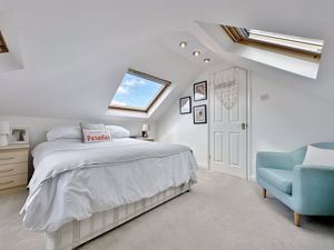 Photo 17- click for photo gallery